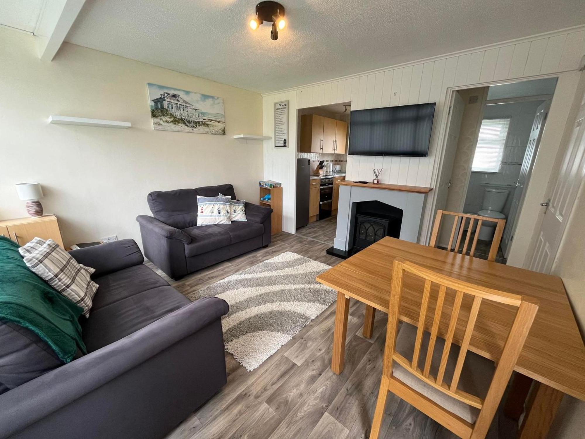 Chalet 192, Hemsby - Two Bed Chalet, Sleeps 5, Pet Friendly, Bed Linen And Towels Included Luaran gambar